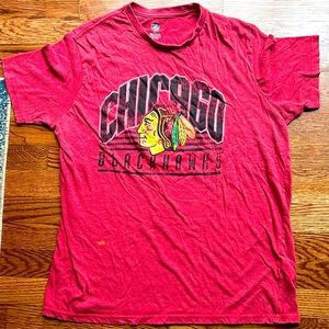 NHL LEAGE CHICAGO BLACK HAWKS TEE SHIRT - SIZE LARGE - Good Condition